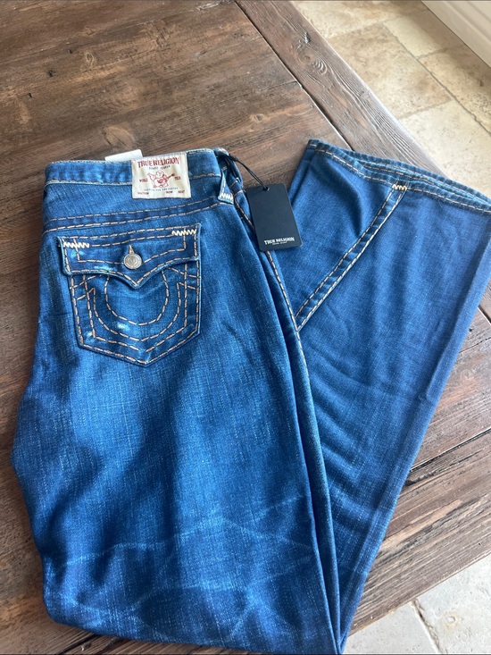 True Religion Denim - True Religion Women’s Blue Bootcut Jeans with Contrast Stitching soft stretchy